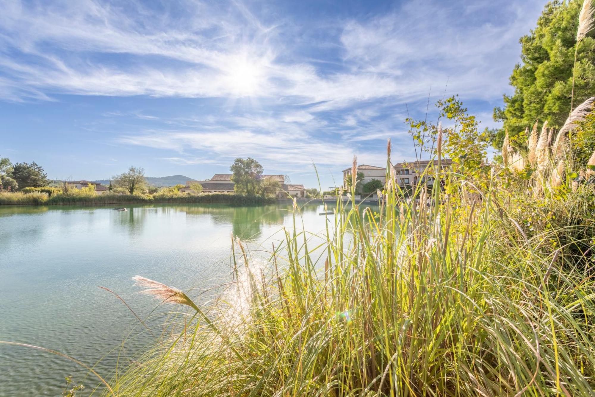 Village Pierre & Vacances Pont Royal En Provence Mallemort Exterior foto