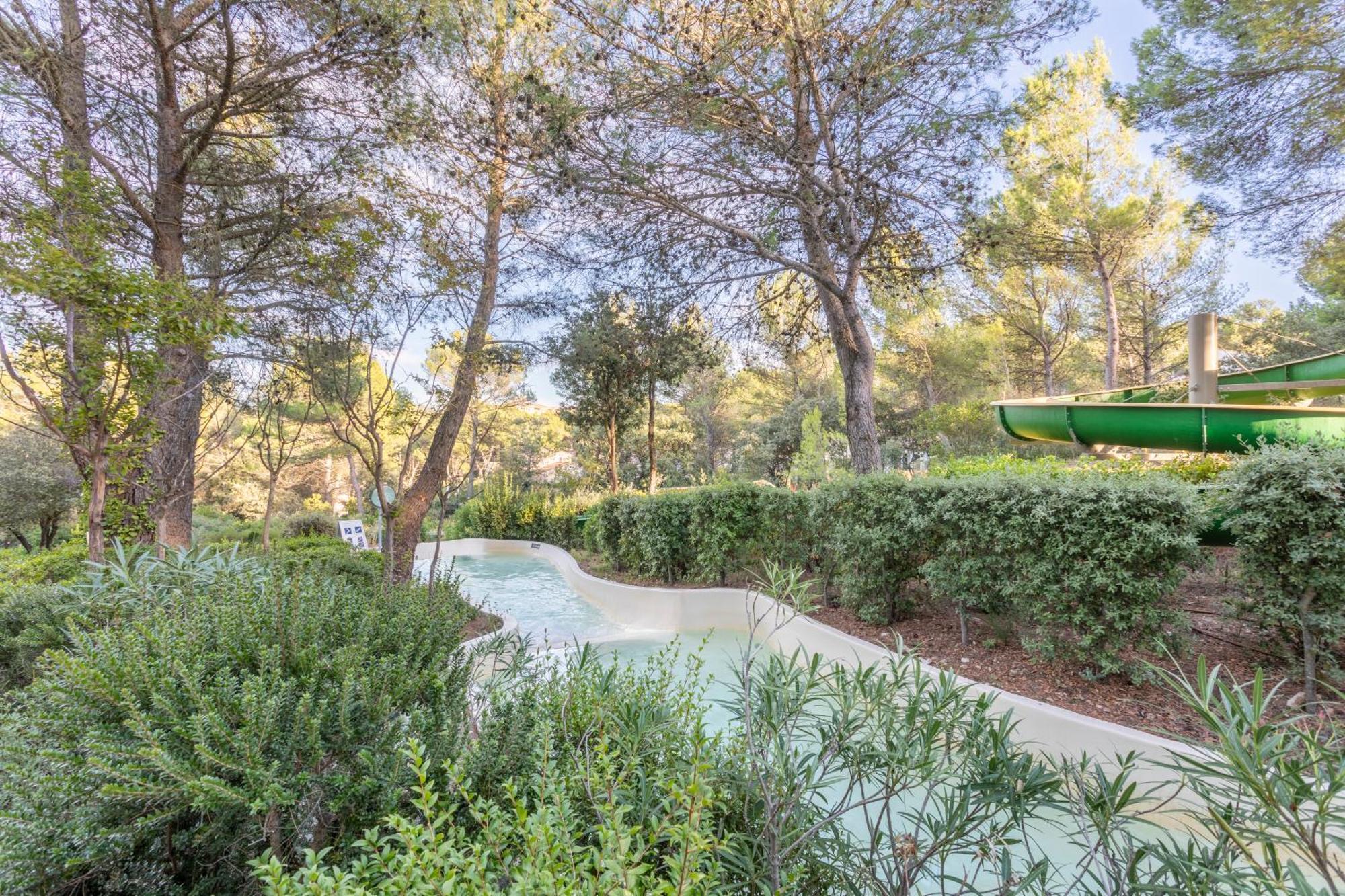 Village Pierre & Vacances Pont Royal En Provence Mallemort Exterior foto